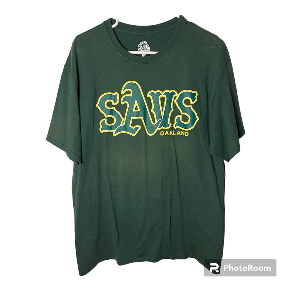 Save Oakland tee size large